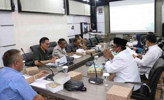 Pelunasan Piutang Proyek Tahun 2022 Rp 12,5 M, DPUTR Gresik Tunggu Telaah Bagian Hukum Pelunasan Piutang Proyek Tahun 2022 Rp 12,5 M, DPUTR Gresik Tunggu Telaah Bagian Hukum