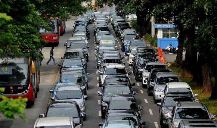 Hari Kedua Uji Coba Penghapusan 3 in 1, Lalin Jakarta Makin Semrawut Hari Kedua Uji Coba Penghapusan 3 in 1, Lalin Jakarta Makin Semrawut