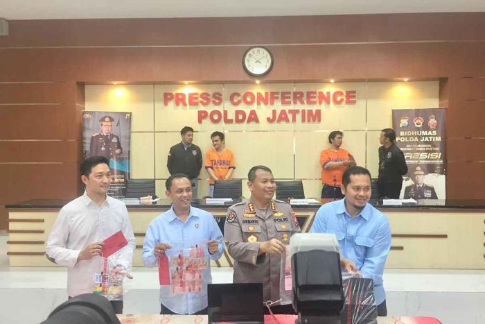 Dua Pelaku Order Fiktif Go Food di Sidoarjo Raup Keuntungan hingga Rp2 Miliar Dua Pelaku Order Fiktif Go Food di Sidoarjo Raup Keuntungan hingga Rp2 Miliar
