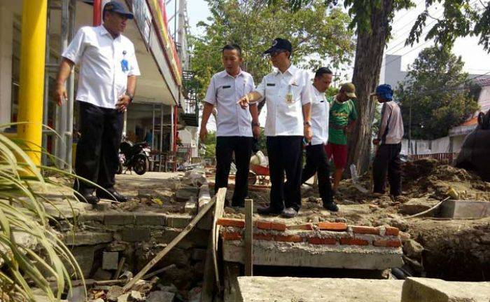 Mulai Digarap, Trotoar Ramah Pejalan Kaki di Sidoarjo Ditarget Rampung Desember