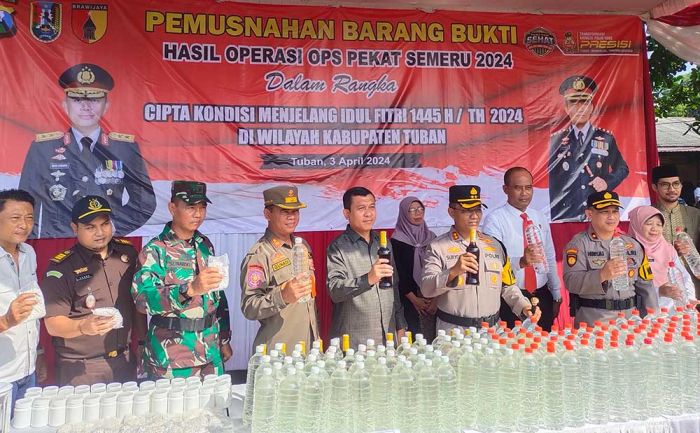 Hasil Operasi Pekat, Polres Tuban Musnahkan Puluhan Ribu Pil Koplo dan Miras