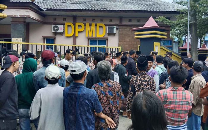 Jelang Pilkades Serentak Gelombang ke-2 di Bangkalan, P2KD Morombuh Diduga Tak Netral Jelang Pilkades Serentak Gelombang ke-2 di Bangkalan, P2KD Morombuh Diduga Tak Netral