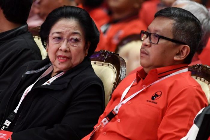 PDIP Bongkar Masa Lalu Relawan Jokowi, Projo dan Bara JP,  Hasto: Track Record.....