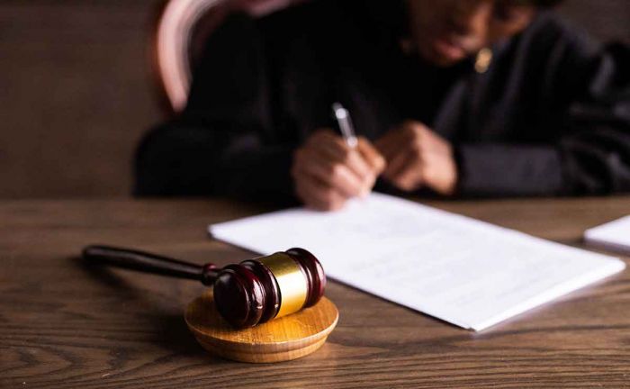 Wakil Ketua DPRD Sampang Jadi Tersangka Kasus Pencemaran Nama Baik Wakil Ketua DPRD Sampang Jadi Tersangka Kasus Pencemaran Nama Baik