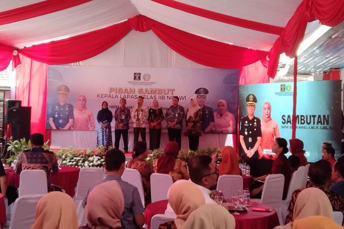 Sertijab Kalapas Ngawi, Kadiv Pemasyarakatan Kanwil Jatim: Segera Beradaptasi di Tempat Baru Sertijab Kalapas Ngawi, Kadiv Pemasyarakatan Kanwil Jatim: Segera Beradaptasi di Tempat Baru