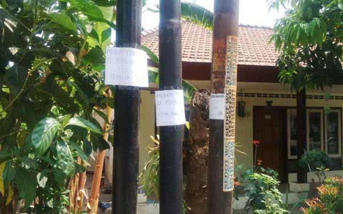 Diduga Belum Berijin, Pemasangan Jaringan Provider Biznet di Kediri Diprotes Warga Diduga Belum Berijin, Pemasangan Jaringan Provider Biznet di Kediri Diprotes Warga