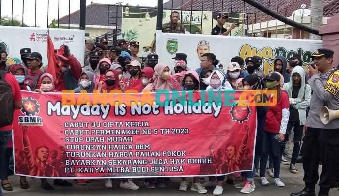 Peringati Mayday, SBMR Serukan Keluhan Para Buruh ke Dewan