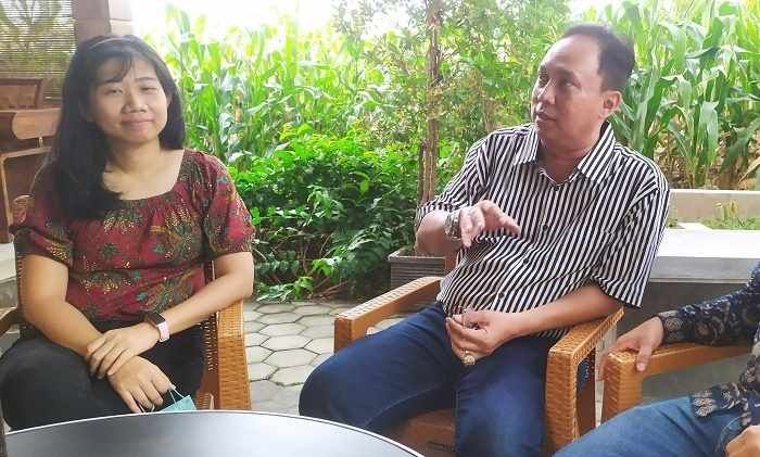 Sidang Mertua Vs Menantu di Jombang, Saksi Ungkap Asal-usul Cincin Kawin yang Disengketakan Sidang Mertua Vs Menantu di Jombang, Saksi Ungkap Asal-usul Cincin Kawin yang Disengketakan