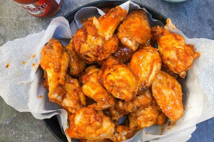 Resep Sayap Goreng dengan Campuran Saus Keju Resep Sayap Goreng dengan Campuran Saus Keju
