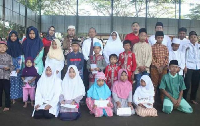 DLH Banyuwangi Gelar Acara Berbagi Bersama Anak Yatim Piatu