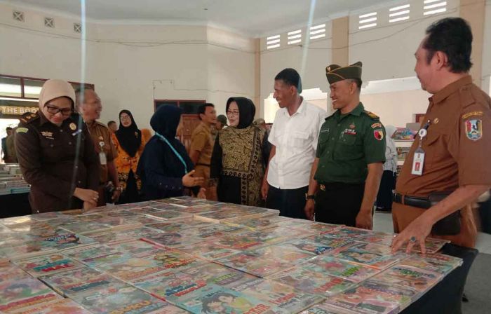 Toko Buku Mulai Jarang, Dispersip Tuban Bangkitkan Literasi Lewat Bazar Toko Buku Mulai Jarang, Dispersip Tuban Bangkitkan Literasi Lewat Bazar