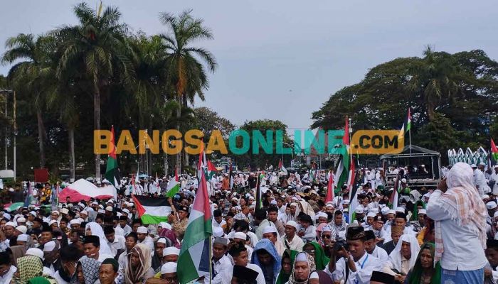 Ribuan Masyarakat di Pamekasan Gelar Aksi Bela Palestina, Donasi Terkumpul Ratusan Juta Ribuan Masyarakat di Pamekasan Gelar Aksi Bela Palestina, Donasi Terkumpul Ratusan Juta