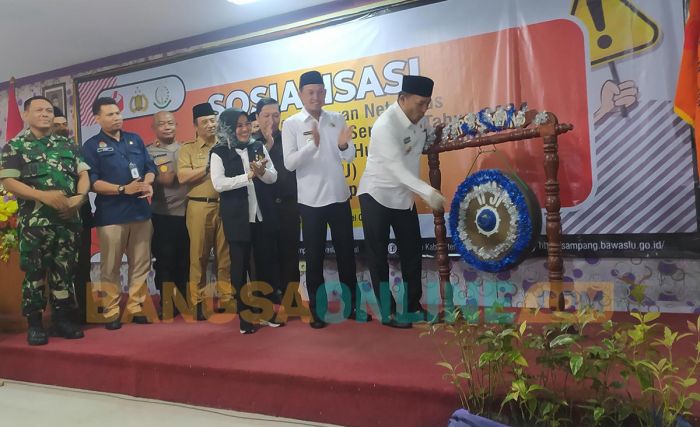 Bupati Slamet Junaidi-Bawaslu Sampang Launching Gakkumdu Pemilu 2024