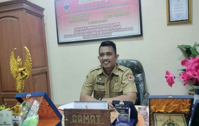Pilkades Gelombang ke-2 di Labang Bangkalan Minim Pendaftar Pilkades Gelombang ke-2 di Labang Bangkalan Minim Pendaftar