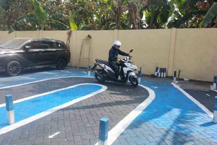 Polres Ngawi Sosialisasi Lintasan Baru Ujian Praktek SIM C Polres Ngawi Sosialisasi Lintasan Baru Ujian Praktek SIM C