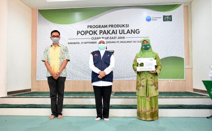 ​Atasi Sampah Popok Sungai Brantas, Khofifah Apresiasi Kolaborasi Muslimat NU Surabaya-Common Seas