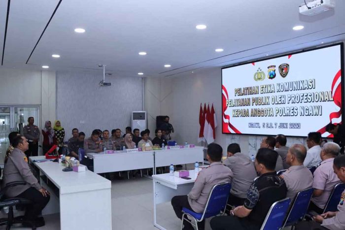 Wujudkan Polisi Presisi, Polres Ngawi Gelar Pelatihan Etika Pelayanan Publik Wujudkan Polisi Presisi, Polres Ngawi Gelar Pelatihan Etika Pelayanan Publik