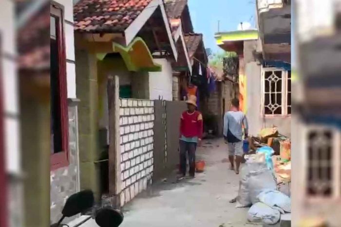 Berselisih, Warga Tuban Tega Tembok Akses Rumah Saudaranya Berselisih, Warga Tuban Tega Tembok Akses Rumah Saudaranya