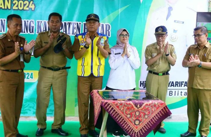 Permudah Mobilitas Warga, Pemkab Blitar Resmikan Akses Jalan Beton Antar-Desa Slorok-Karangrejo Permudah Mobilitas Warga, Pemkab Blitar Resmikan Akses Jalan Beton Antar-Desa Slorok-Karangrejo