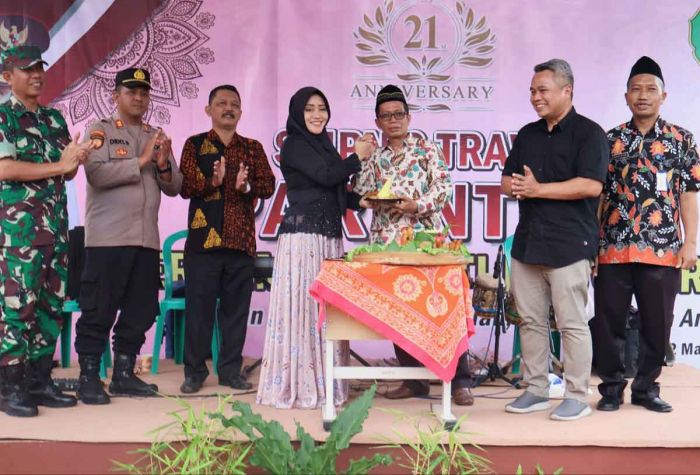 Begini Pesan Bupati Mojokerto saat Menghadiri Dies Natalis SMPN 2 Trawas Begini Pesan Bupati Mojokerto saat Menghadiri Dies Natalis SMPN 2 Trawas