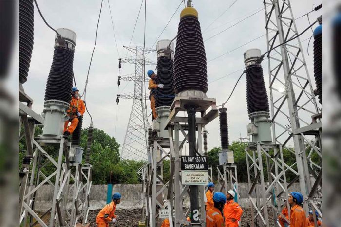 Normalkan Aliran Listrik di Madura, PLN Gercep Telusuri Gangguan Normalkan Aliran Listrik di Madura, PLN Gercep Telusuri Gangguan