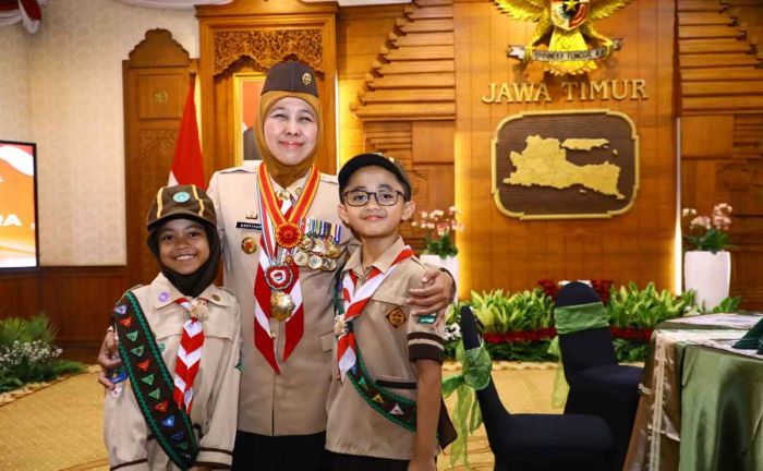 Peringati Hari Pramuka ke-62, Gubernur Khofifah Ajak Pramuka Kuatkan Karakter Manusia Pancasila Peringati Hari Pramuka ke-62, Gubernur Khofifah Ajak Pramuka Kuatkan Karakter Manusia Pancasila