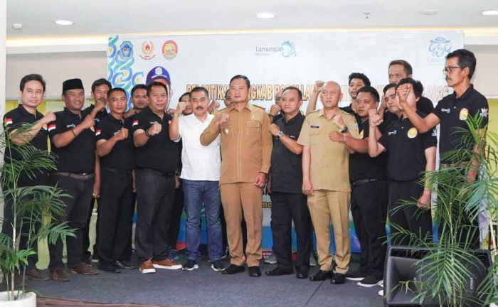 Pujo Asmara Hadi Lantik Pengurus POBSI Lamongan Periode 2022-2026