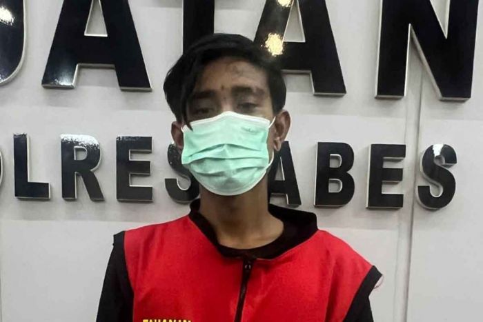 Polrestabes Surabaya Tangkap Pelaku Pencurian Motor, Salah Satunya Masih Berusia 15 Tahun Polrestabes Surabaya Tangkap Pelaku Pencurian Motor, Salah Satunya Masih Berusia 15 Tahun