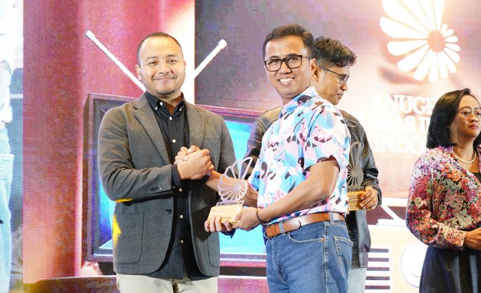Kantor Imigrasi Malang Sabet 2 Award Anugerah Humas Imigrasi Indonesia