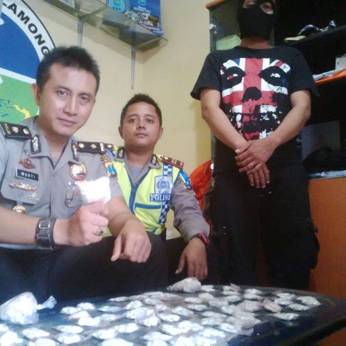 Bawa 1.000 Karnopen, Warga Blimbing Terancam 10 Tahun Penjara Bawa 1.000 Karnopen, Warga Blimbing Terancam 10 Tahun Penjara