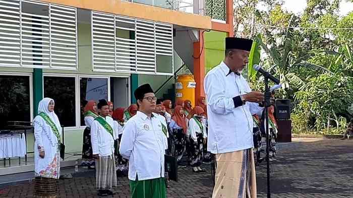 PCNU Bangil Peringati Hari Santri, Abah Shobri: Pengurus NU Ojok Medit