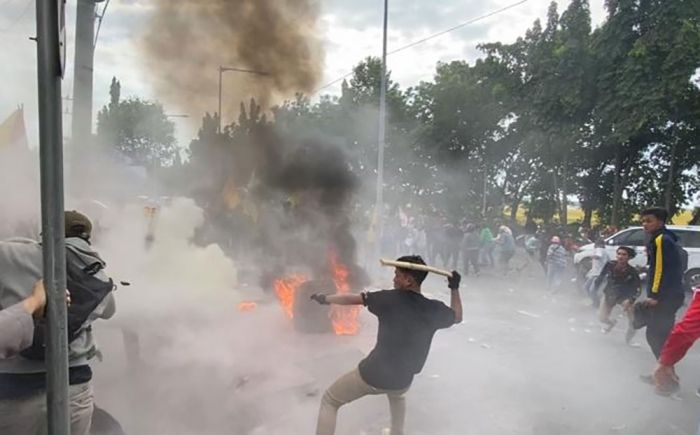 Minta RUU KUHP Dicabut, Demo Mahasiswa di Probolinggo Ricuh, 4 Orang Diamankan Polisi
