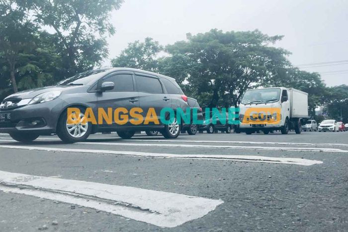 Jalan Manyar Kertajaya Surabaya Dijuluki Sebagai Jalur Tengkorak untuk Pembalap Liar