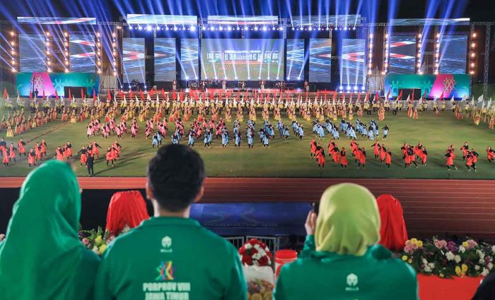 Puluhan Ribu Masyarakat Meriahkan Pembukaan Porprov Jatim 2023 di Stadion Gelora Delta Sidoarjo Puluhan Ribu Masyarakat Meriahkan Pembukaan Porprov Jatim 2023 di Stadion Gelora Delta Sidoarjo