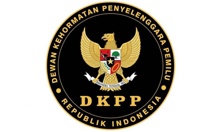 Putusan Sidang Dugaan Pelanggaran Kode Etik KPU dan Bawaslu Surabaya Tunggu Pleno