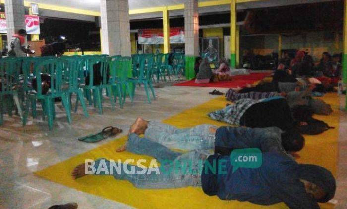 Bobroknya Layanan e-KTP, Dispendukcapil Jombang Berdalih Kurang Tenaga dan Peralatan Bobroknya Layanan e-KTP, Dispendukcapil Jombang Berdalih Kurang Tenaga dan Peralatan
