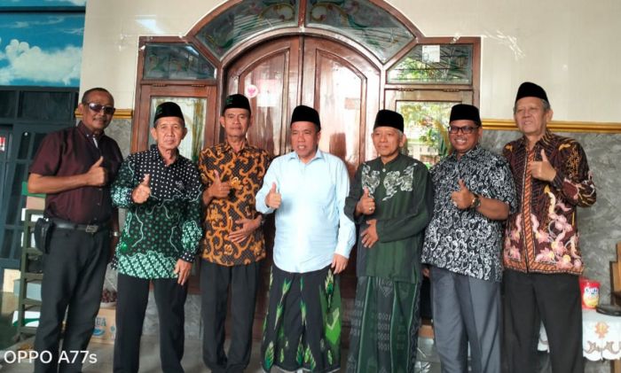 Silaturahmi ke Pengurus MWC NU Gempol, Gus Mujib: Tak Bahas Pencalonan Bupati Silaturahmi ke Pengurus MWC NU Gempol, Gus Mujib: Tak Bahas Pencalonan Bupati