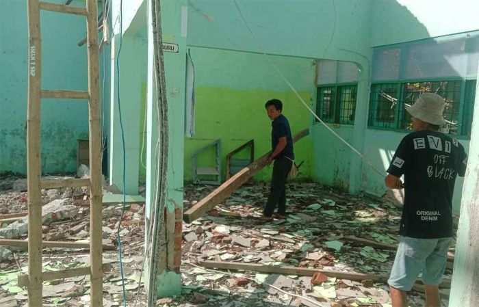 Pemprov Jatim Mulai Benahi 331 Fasilitas Umum Terdampak Gempa di Pulau Bawean