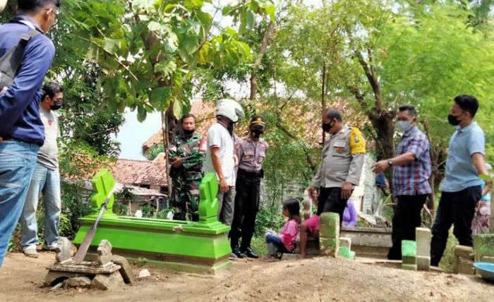 Warga Desa Tanjung Digegerkan Temuan Kuburan Bayi Anyar di TPU, Saat Dibongkar, Ternyata ... Warga Desa Tanjung Digegerkan Temuan Kuburan Bayi Anyar di TPU, Saat Dibongkar, Ternyata ...