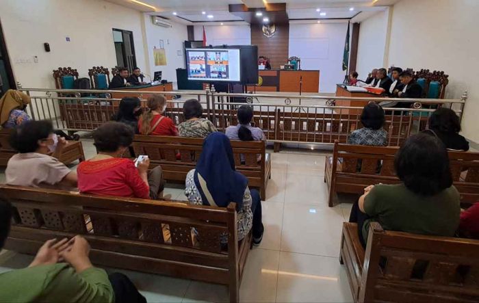 Sidang Penggelapan Cincin Kawin di Jombang, Saksi Ungkap Fakta Baru Sidang Penggelapan Cincin Kawin di Jombang, Saksi Ungkap Fakta Baru