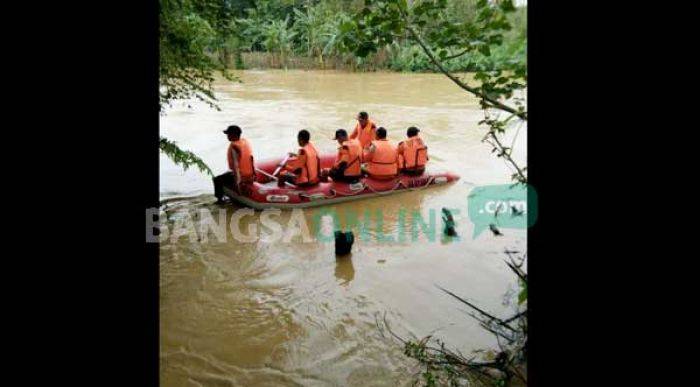 Sungai Kening di Soko Tuban kembali Makan Korban, Seorang Kakek Terseret Arus saat Banjir