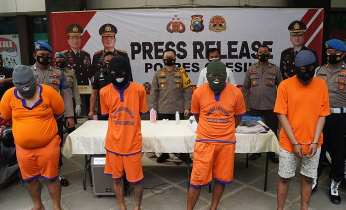 Polres Gresik Bekuk 4 Pelaku Curanmor Polres Gresik Bekuk 4 Pelaku Curanmor