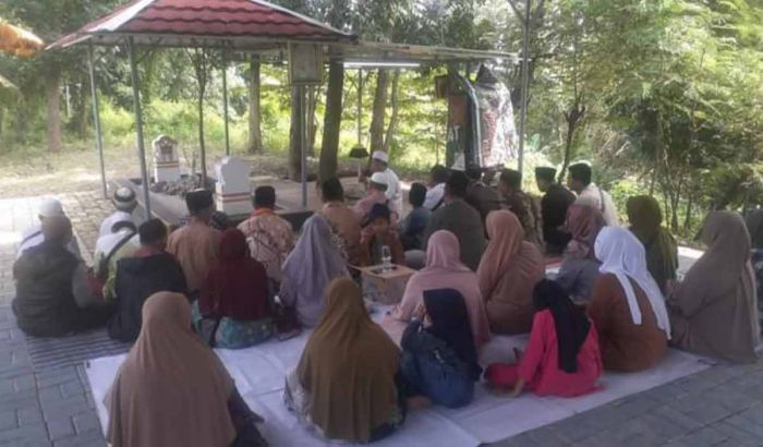 Makam Syekh Muhammad Nur Alamsyah Diketemukan Setelah Kiai Jazuli Kedatangan Khadam