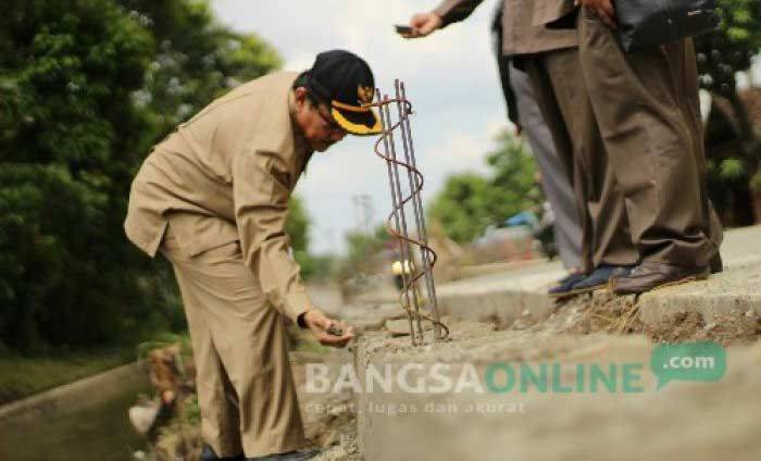 Ini Jawaban Bina Marga Soal Sidak Komisi C yang tak Temukan Proyek Pembangunan Jalan Cukir-Mojowarno Ini Jawaban Bina Marga Soal Sidak Komisi C yang tak Temukan Proyek Pembangunan Jalan Cukir-Mojowarno