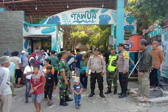 Libur Panjang, Pemandian Tawun Ngawi Padat Pengunjung