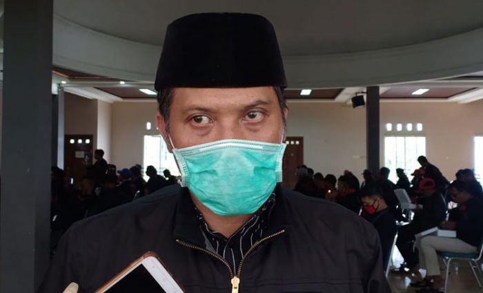 ​Dua Hari Jelang Pilbup, Seorang Pria di Blitar Diduga Lakukan Money Politics