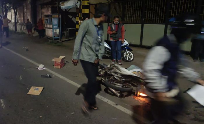 Pemuda Tewas Usai Tabrak Truk Kontainer di Jalan Raya Gilang Sidoarjo 