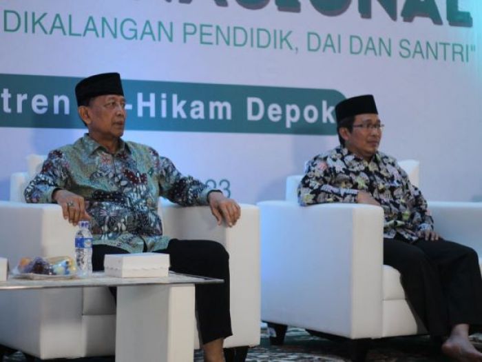 Hadiri Halaqah Pesantren Al-Hikam, Ketua Wantimpres Bersyukur Dekat Kiai Hasyim Muzadi