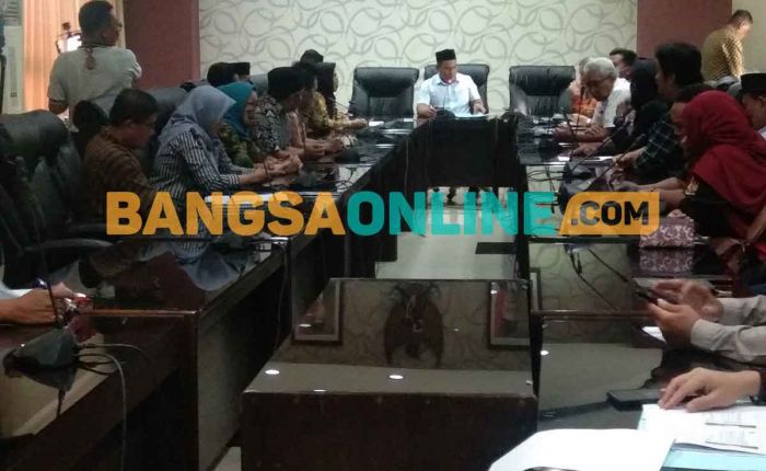 Wakil Ketua DPRD Nganjuk Pimpin RDP soal Galian Mineral Bukan Logam