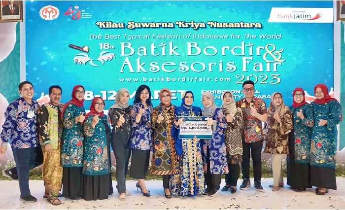 Kota Pasuruan Sabet Juara Harapan 2 dalam Lomba Fashion Show Batik